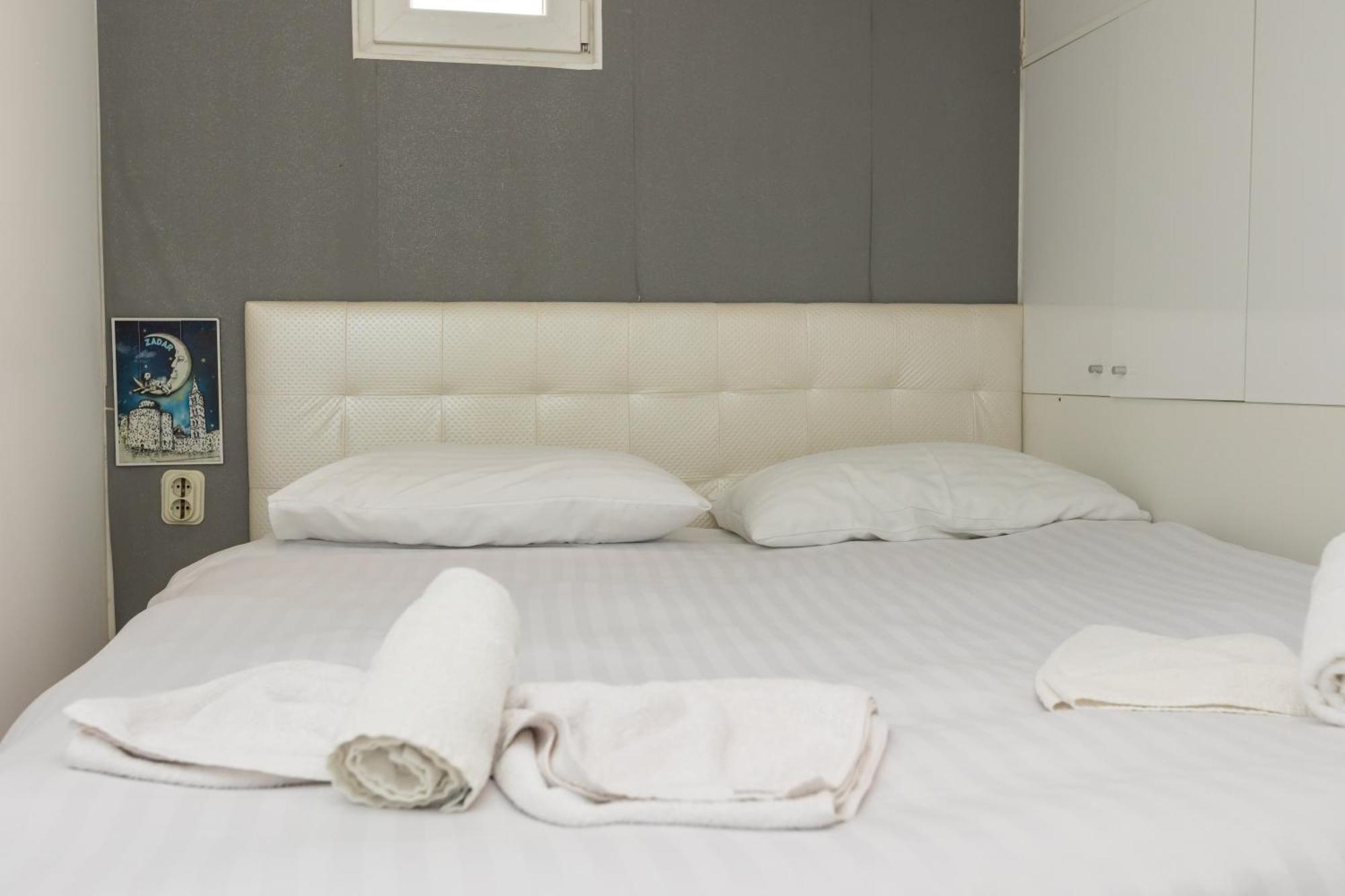 Alpha Loft 1Br Apartment In Center 扎达尔 外观 照片
