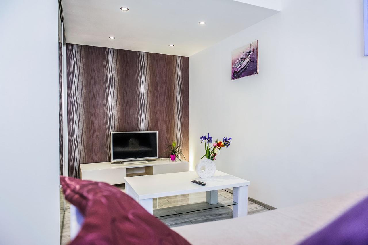 Alpha Loft 1Br Apartment In Center 扎达尔 外观 照片